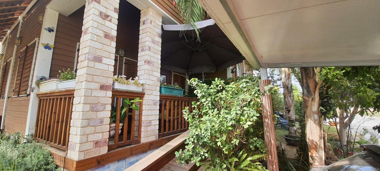 The Butterflies Wood House Reshafim Exterior foto